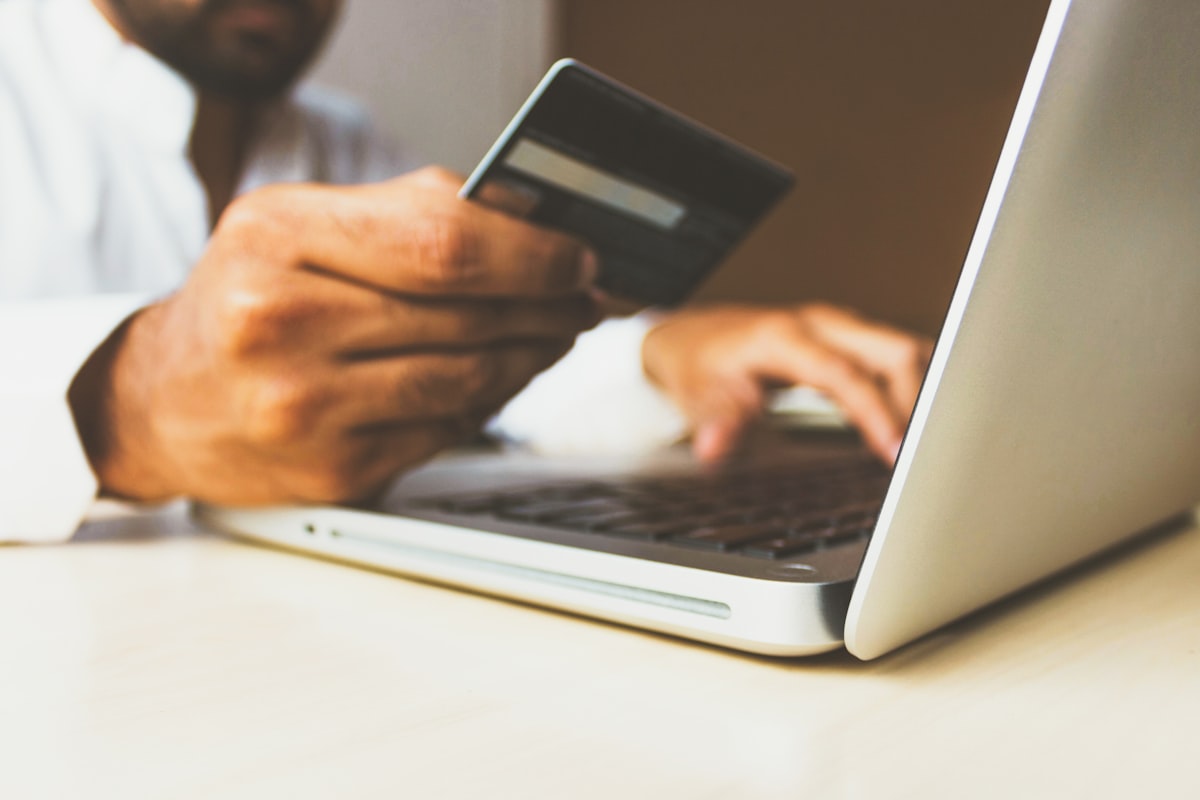 Custom e-commerce платформа